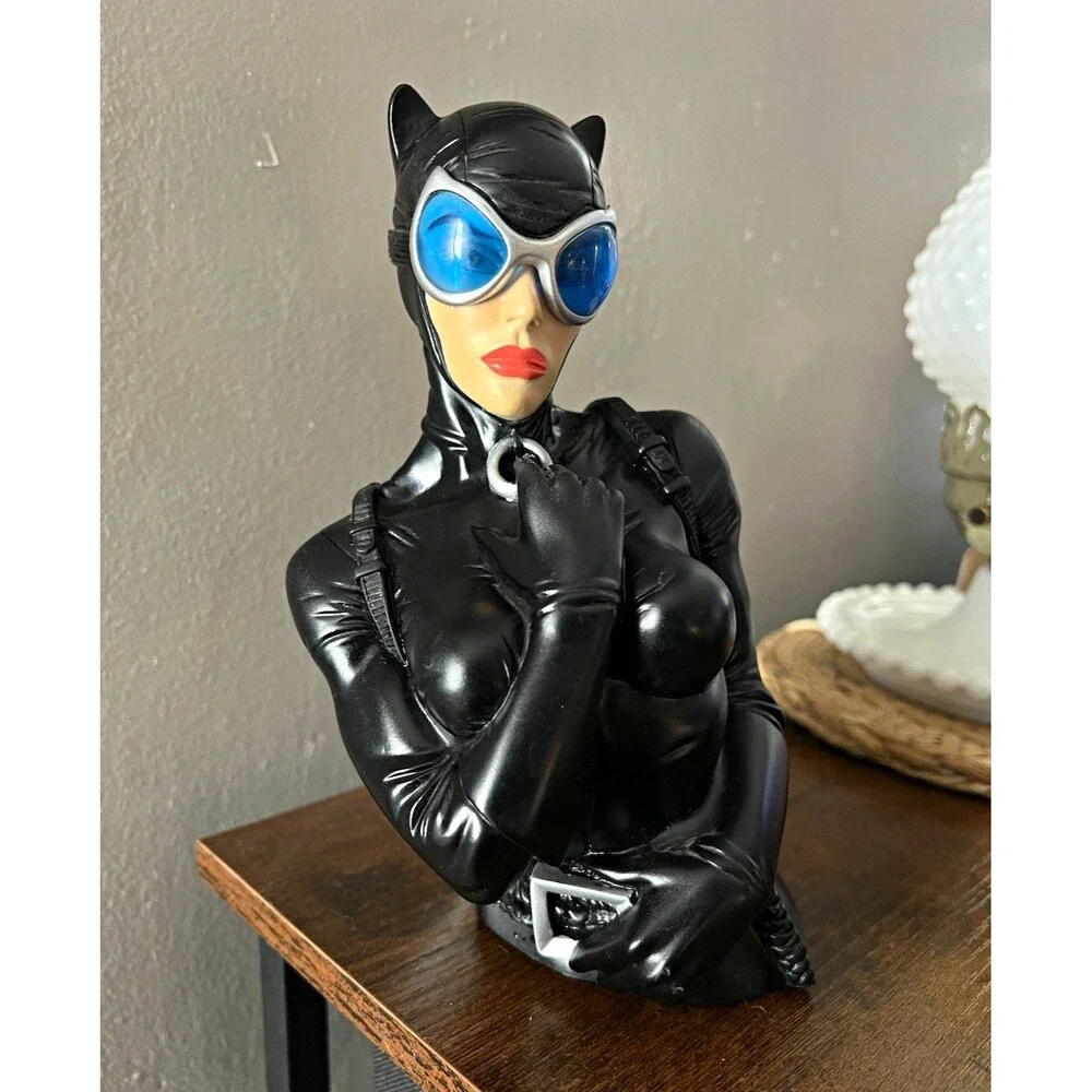 Catwoman DC Universe Bust Figurine Bank - Black Suit w/ Blue Goggles, Plastic